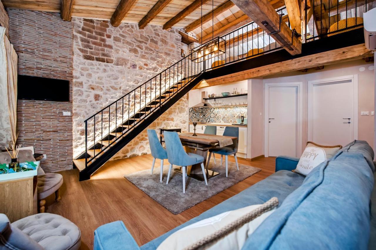 Apartments Casa De Amicis 罗维尼 外观 照片