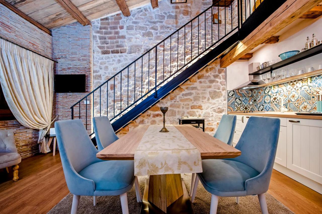 Apartments Casa De Amicis 罗维尼 外观 照片
