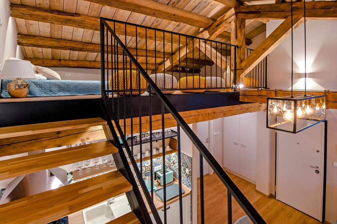 Apartments Casa De Amicis 罗维尼 外观 照片
