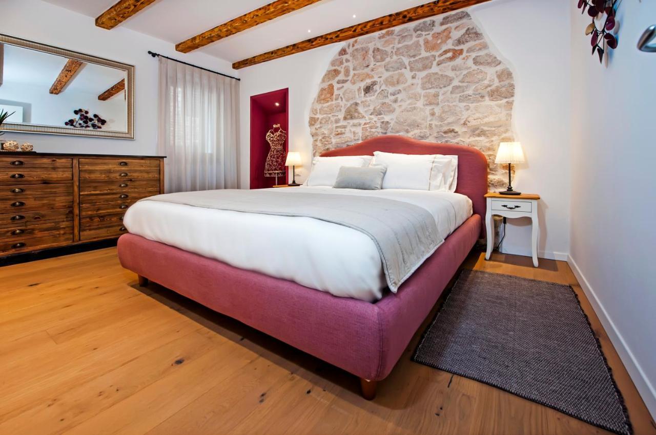 Apartments Casa De Amicis 罗维尼 外观 照片