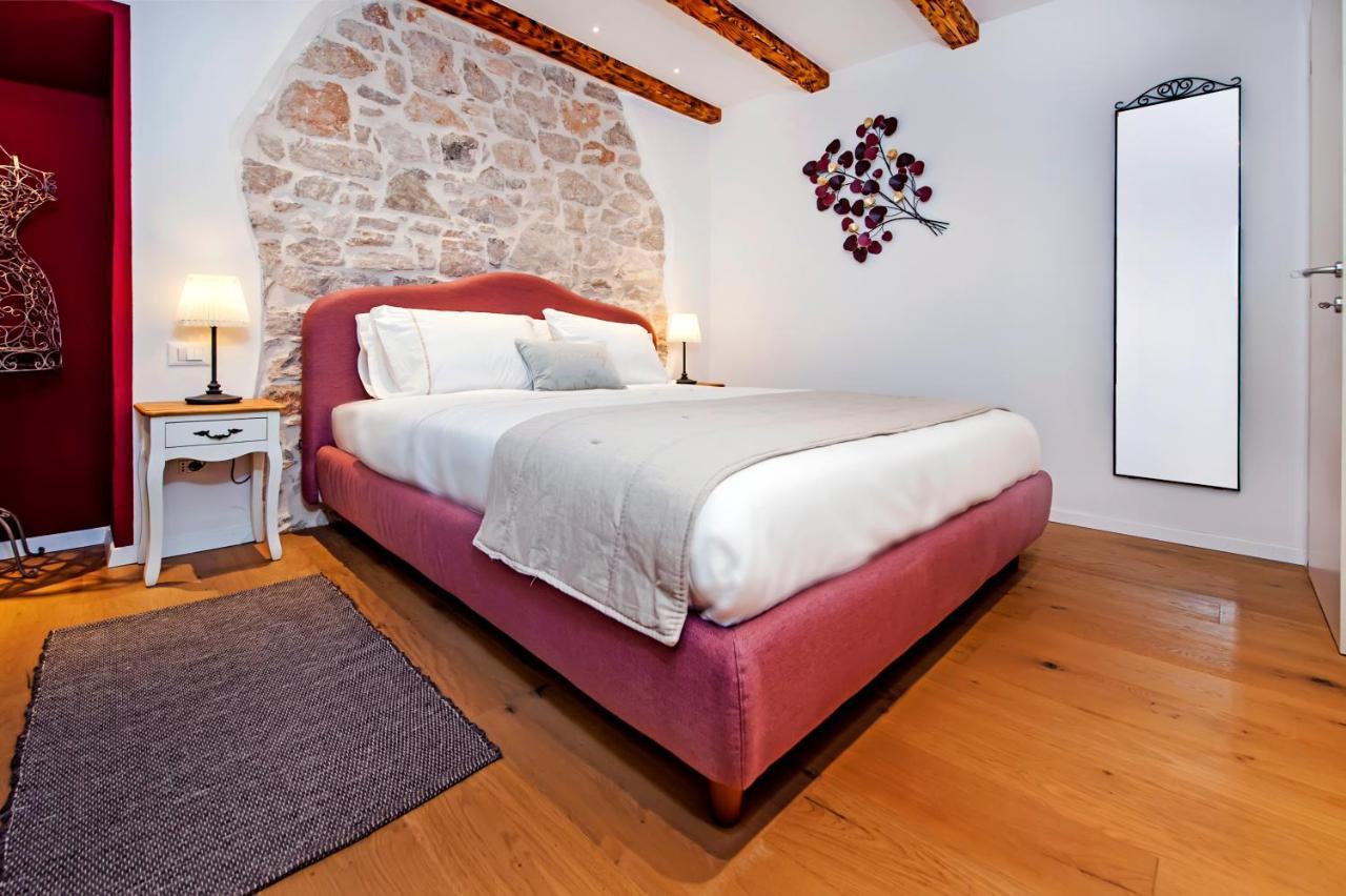 Apartments Casa De Amicis 罗维尼 外观 照片