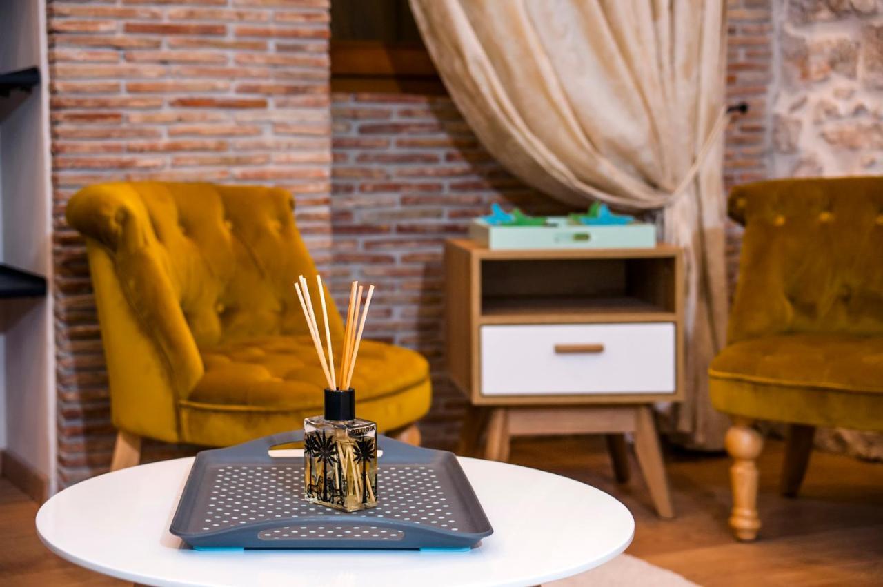 Apartments Casa De Amicis 罗维尼 外观 照片